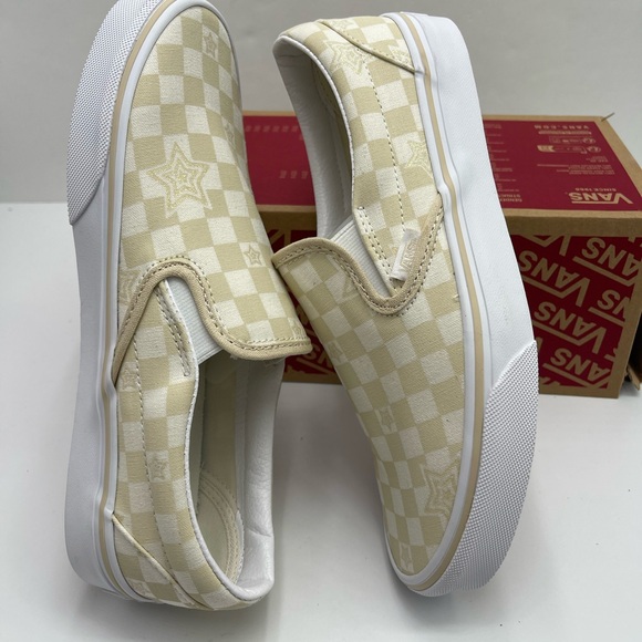 Vans WMNS Classic Slip-On
Checkerboard Stars Tan
VN000CT5JM9 Sneakers - Picture 13 of 16